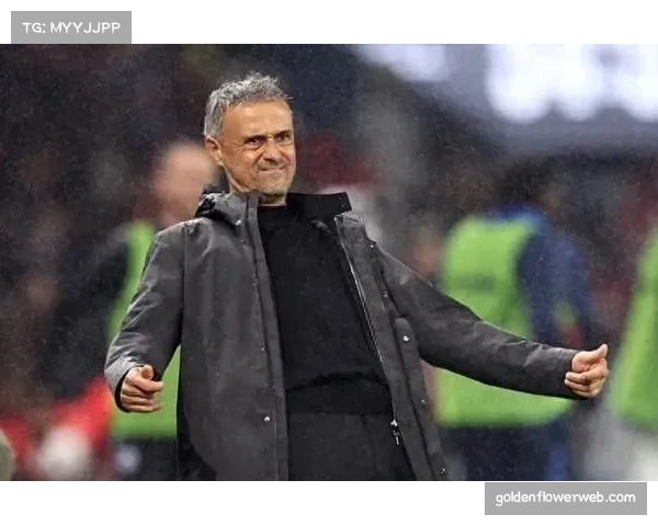 教练专访：里尔主帅阐述其“智能压迫”而非“盲目奔跑”理念